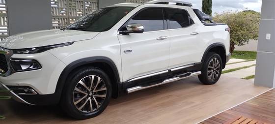 FIAT TORO 2.0 16V TURBO DIESEL RANCH 4WD AT9